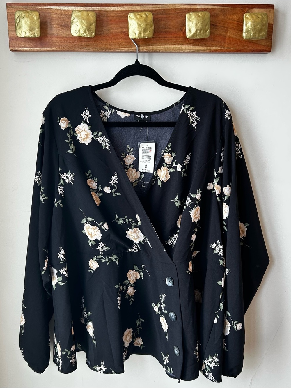BNWT Torrid Black Floral Wrap Blouse Plus Size 26